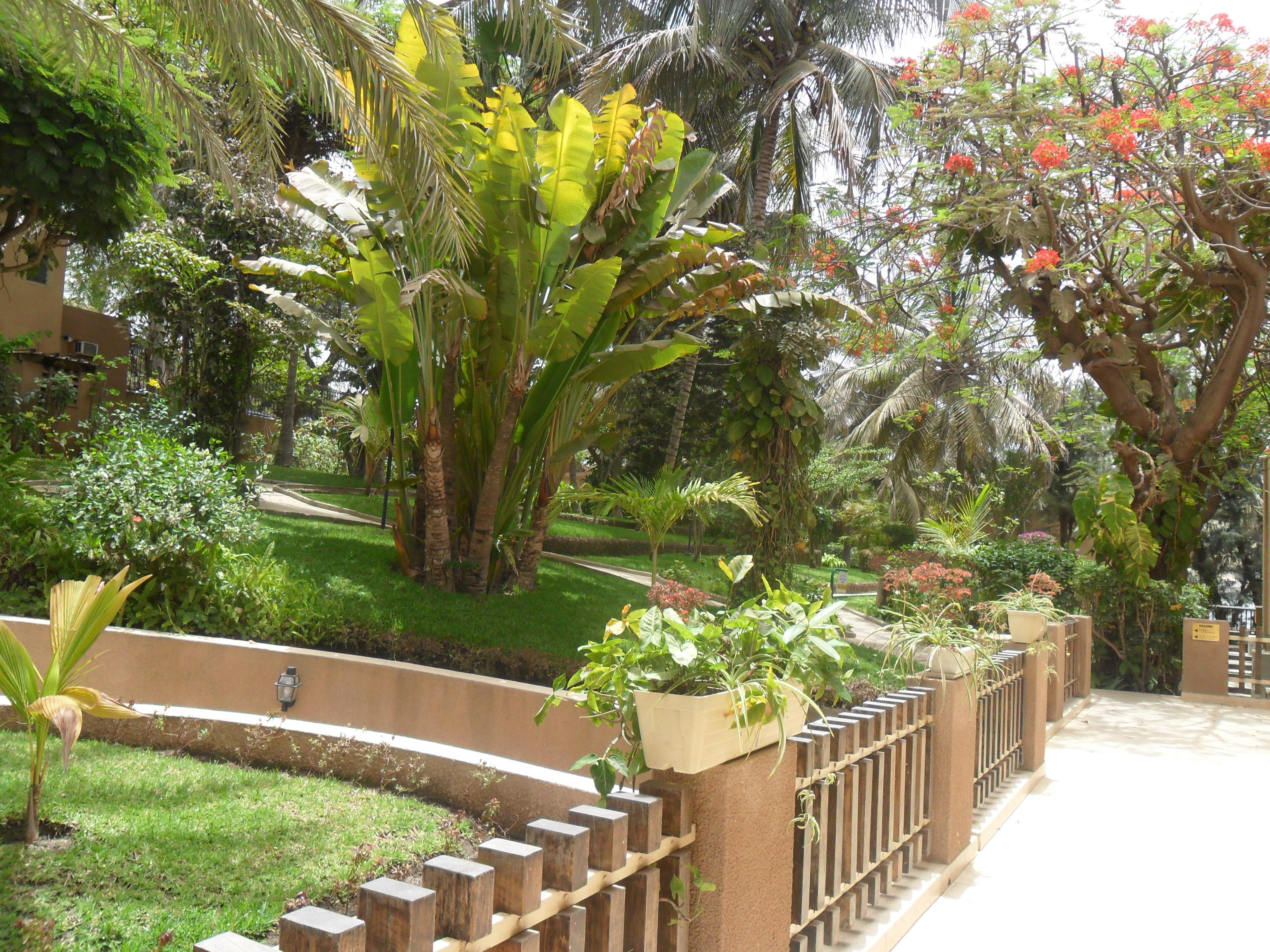 Hotel Jardin Savana Dakar Eksteriør bilde
